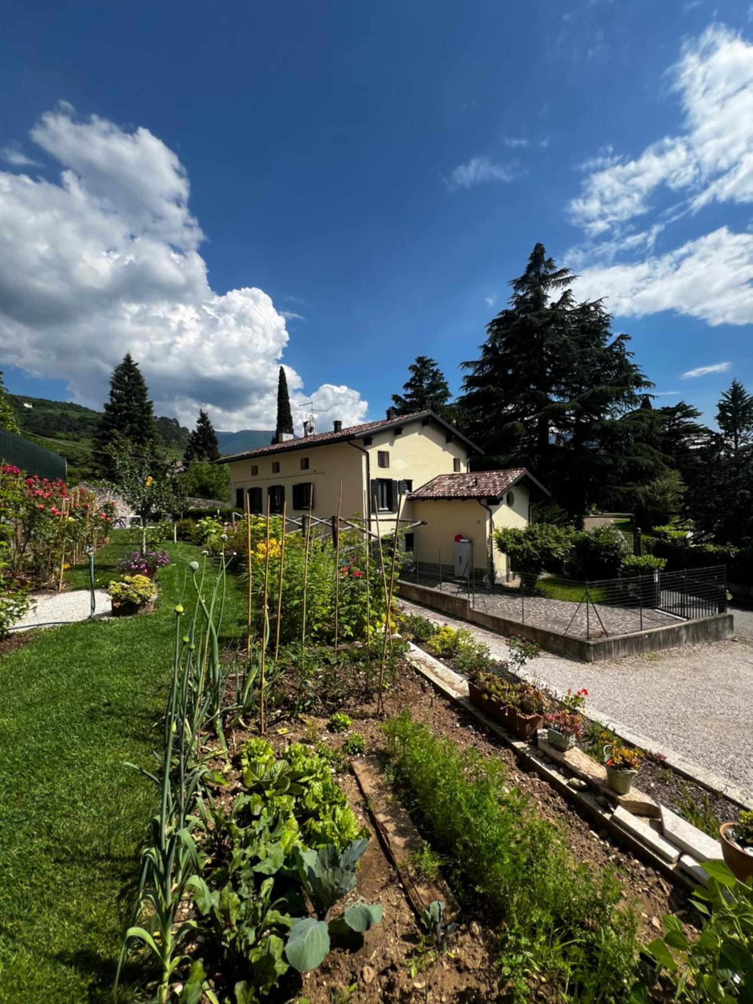 B&B Ca'Rina Rovereto  Buitenkant foto